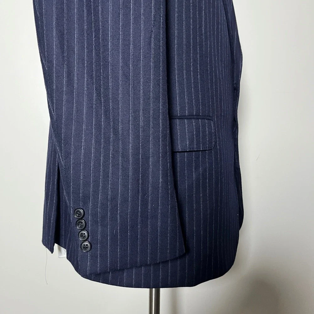 Jos A Bank Suit Mens 44R 40W Navy Pinstripe Reserve Liberty VBC Super 120s